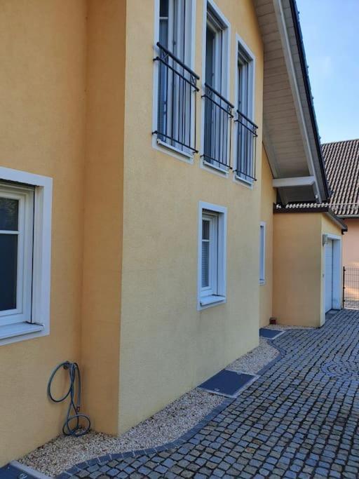 Phantastisches Haus Mit Pool Direkt In Muenchen מראה חיצוני תמונה
